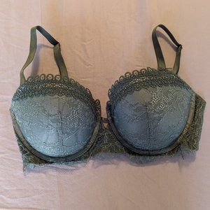 Victoria's Secret Very Sexy uplift balconette bra 36DD